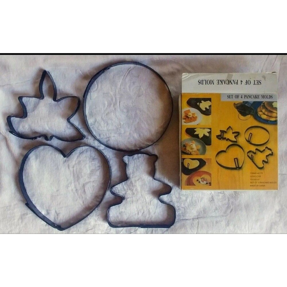 Pancake forms 4 piece Kit set baking breakfast accessories